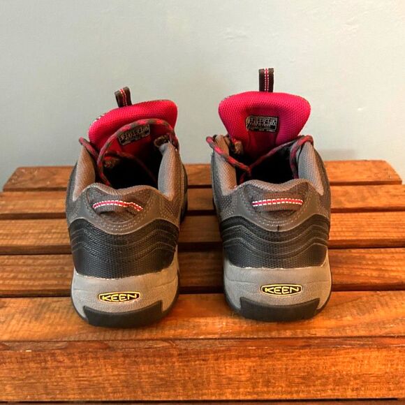 Keen women's lace up gray with pink hiking sneakers size 6.5 - Picture 4 of 5